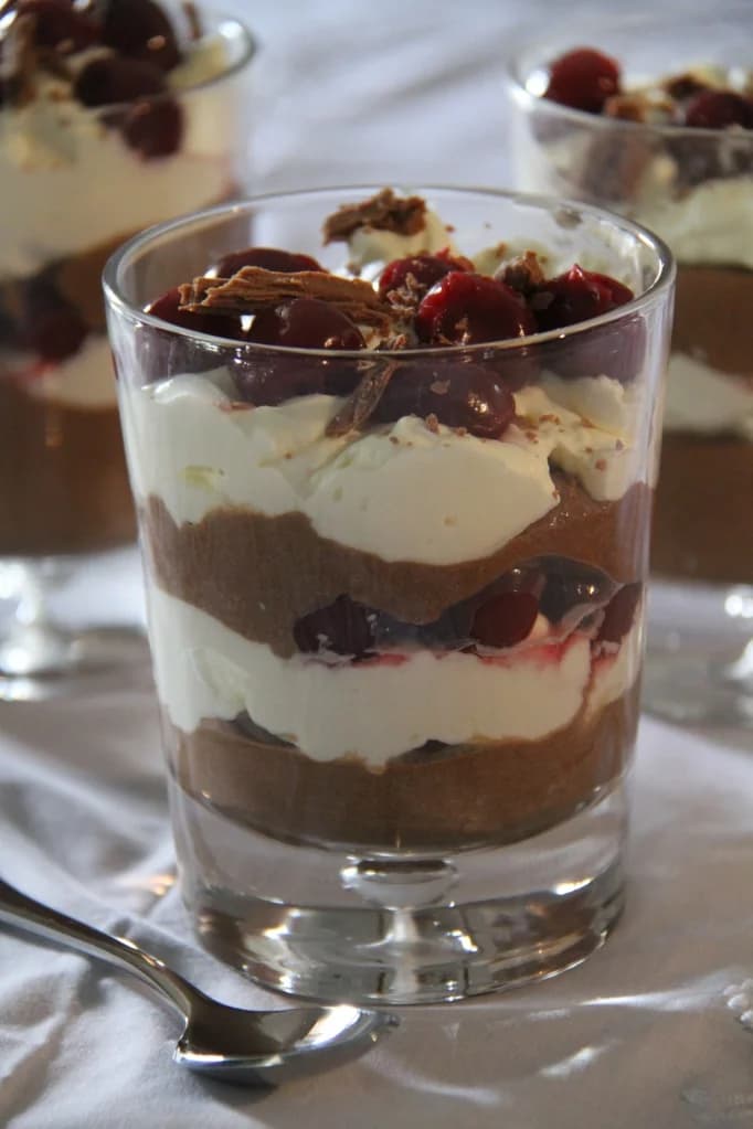 Black forest mousse