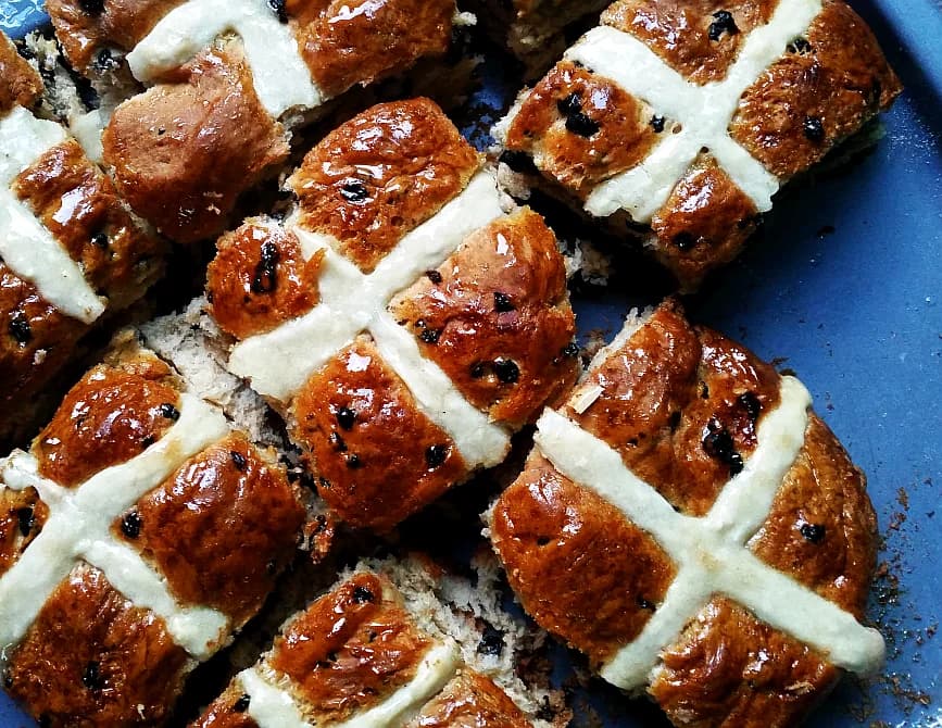 Hot cross buns