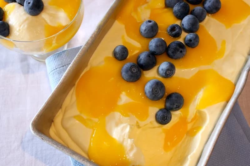 Lody mango "I’m living in the seventies"