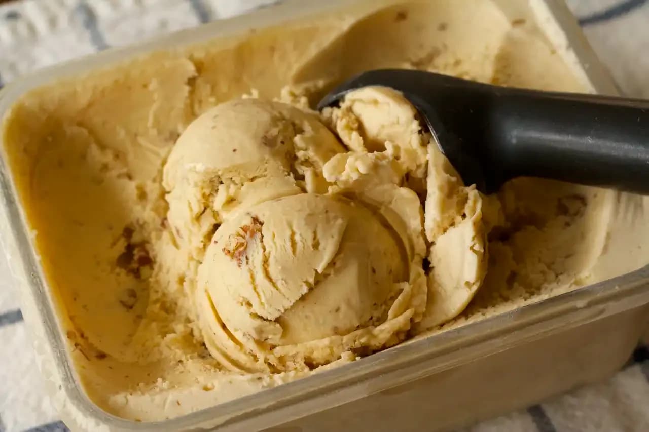 Maple Pecan Ice Cream