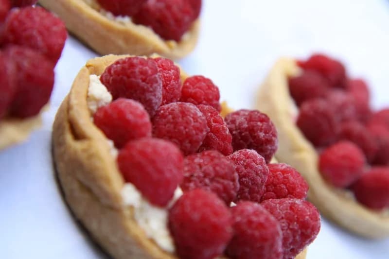 Tartaletki z ricottą i malinami
