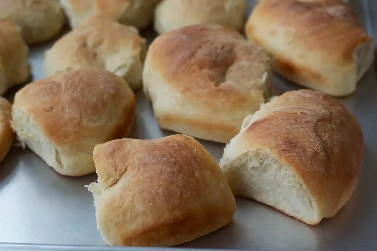 Rustic Dinner Rolls