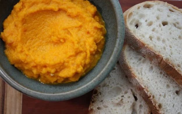 Spiced carrot dip